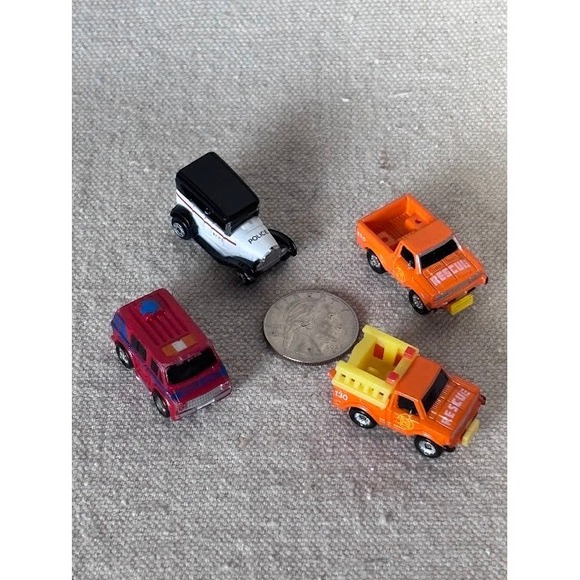 Micro Machines Vintage Emergency Rescue Police Car Toy Vehicle Lot - Picture 1 of 6